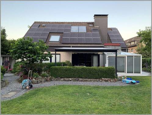 Hausansicht hinten - 7 Zimmer Einfamilienhaus zum Kaufen in Bad Rothenfelde