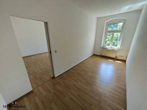 Wohn- & Schlafzimmer - 