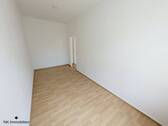 Wohn- & Schlafzimmer - 