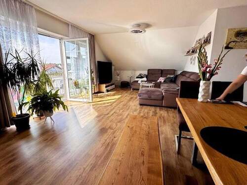 Bild 2 - 4 Zimmer Etagenwohnung zum Kaufen in Rödermark