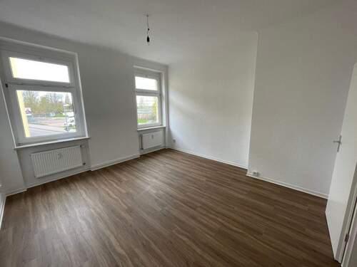 Wohnzimmer - Helle 2-Zimmer-Wohnung sucht neuen Mieter!