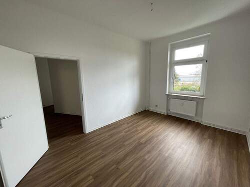 Schlafzimmer - 2 Zimmer Etagenwohnung in Magdeburg