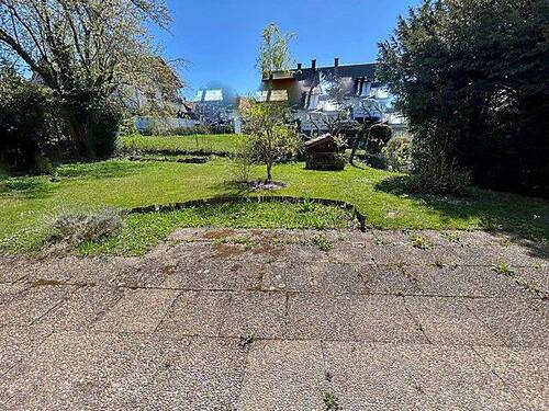 Terrasse mit Garten - 4 Zimmer Etagenwohnung zur Miete in Engelsbrand