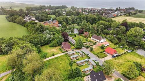 Bild 2 - 2 Zimmer Mehrfamilienhaus, Wohnhaus zum Kaufen in Brodersby