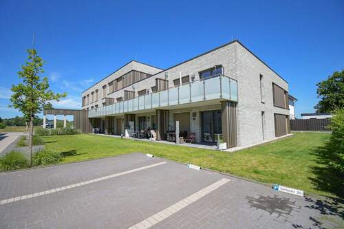 Moderner Wohnkomplex außen - 1 Zimmer Etagenwohnung zur Miete in Bad Zwischenahn