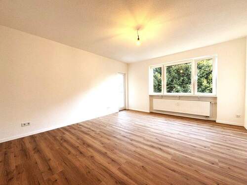 Wohnzimmer - Wohnung in Iserlohn - 640,00&nbsp;EUR Kaltmiete, ca.&nbsp; 73,90&nbsp;m&sup2;&nbsp;Wohnfl&auml;che