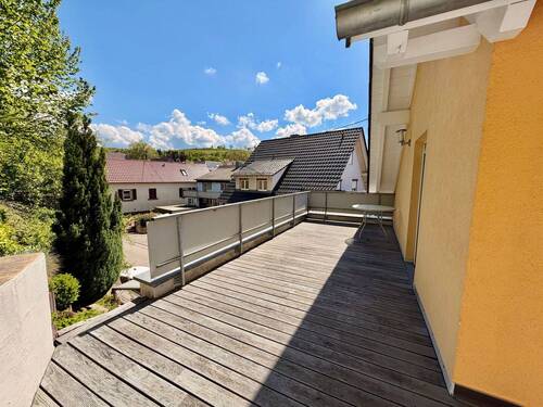 Großzügiger Freisitz - 