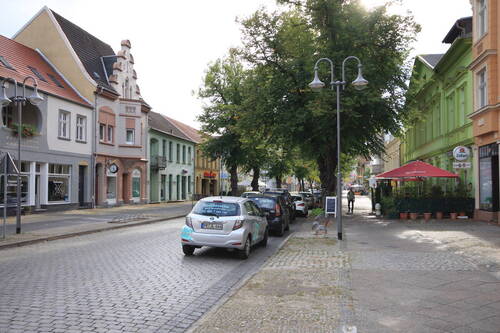 Bahnstraße - 