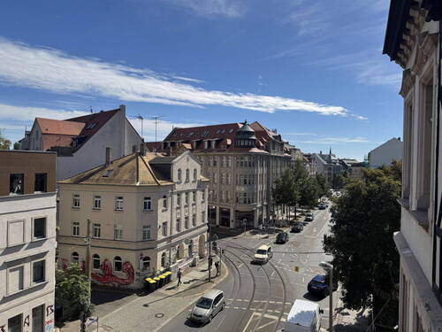 Blick in die Merseburgerstraße - 