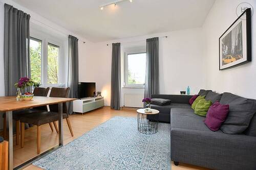 Bild1 - Helle, modern möblierte Wohnung in Stuttgart Degerloch