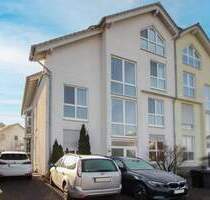 Helle Dachgeschoss-Maisonette Wohnung in Top Lage von Mühlheim - Mühlheim am Main