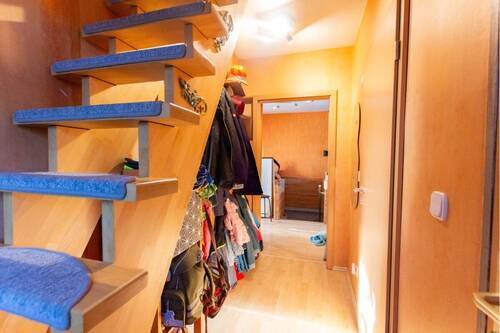 8.1. Wohnung DG Flur - 