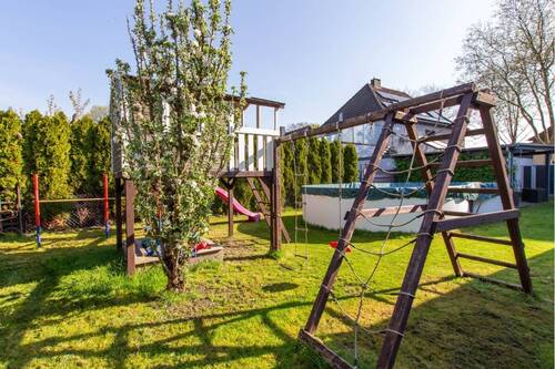 1. Garten - Alle unter einem Dach! Mehrgenerationshaus #Garage #Pool