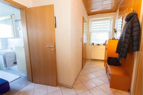 7. Wohnung 1. OG, Flur - 