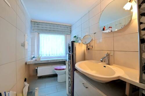 Badezimmer Erdgeschoß 2 - 