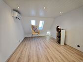 Essimmer - 2.5 Zimmer Etagenwohnung in Tiefenbronn