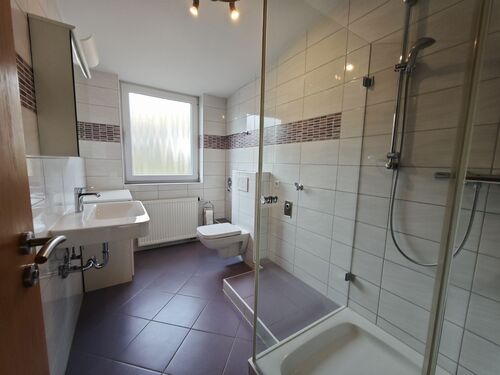 Tageslichtbad - 3 Zimmer Dachgeschoßwohnung in Knittlingen