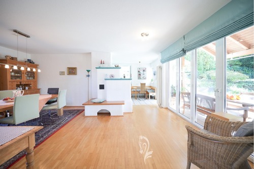 Essen - 8 Zimmer Einfamilienhaus in Wertheim