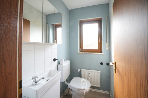 Hauptwohnung Gäste WC - 