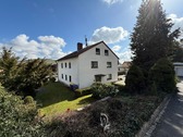 IMG_5341 - Zwei- bis Dreiparteienhaus in zentraler Lage mit Einliegerwohnung und Ausbaupotenzial im DG