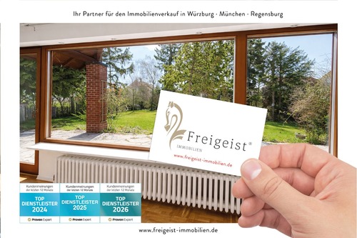 Ausblick in den Garten - Architektenhaus mit großzügiger Einliegerwohnung und großem Garten in attraktiver Wohnlage