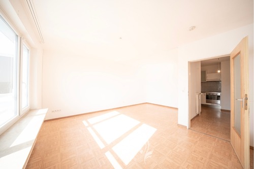 Wohnen/Schlafen - 1.5 Zimmer Etagenwohnung in Gerbrunn