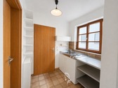 Wohnung 1 (Küchenzeile) KI optimiert - 1 Zimmer Etagenwohnung in Würzburg