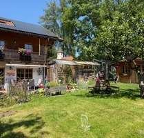 Nur 30 Minuten nach München - energieeffiziente Doppelhaushälfte mit großzügigem Garten - Icking