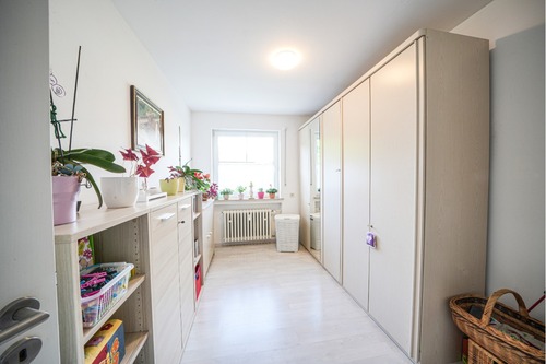 W2, 4 Zimmer, Kind 1 - 