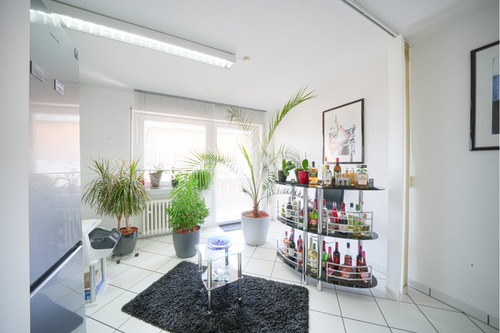 W1, 5,5 Zimmer, Flur/Bar - 