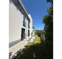Bezugsfertig. Hochwertige 4 -Zimmer Terrassenwohnung mit Garten - Höchberg