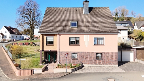 DJI_20260318100325_0001_D - 8 Zimmer Einfamilienhaus in Zierenberg