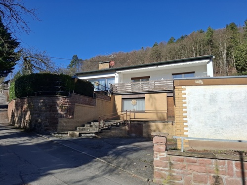 Haus - 5 Zimmer Einfamilienhaus in Wilhelmsfeld