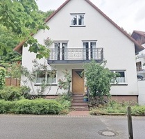 Geräumiges Haus in ruhiger, aber zentraler Lage - Schönau