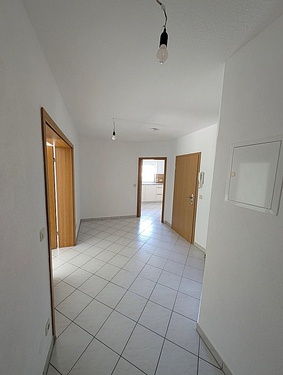 4-ZKB-B, EG - Flur - 