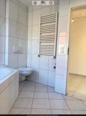 3CC92E22-8747-4E80-A8E8-1DCFBCF38F03 - 