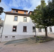 Teilsaniertes 3-Familienhaus in Pforzheim-Würm