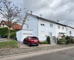 Familien aufgepasst! Große Doppelhaushälfte mit Terrasse und Garage in Bretten