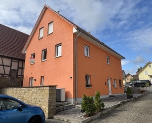 Energieeffizientes EFH mit Einliegerwohnung, Terrasse und großem Hof - Sulzfeld