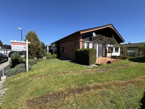 Hausansicht Süd-West - Freistehendes Haus mit Wärmepumpe in ruhiger, gehobener Lage von Lienzingen