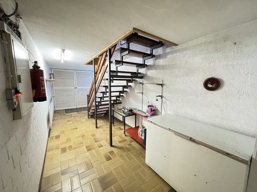 UG Treppenhaus_Diele - 