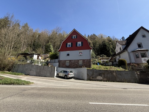 Ansicht von Westen - 5 Zimmer Einfamilienhaus in Höfen an der Enz