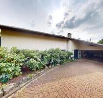 Exklusives, großes Einfamilienhaus in guter und ruhiger Ortsrand-Lage - Eisingen