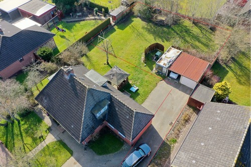Baugrundstück rot umrandet - Baugrundstück mit ca. 700 m² in ruhiger Lage in Nordseenähe in 25836 Garding zu verkaufen.