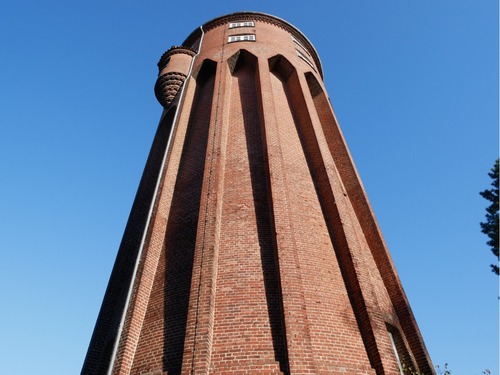 Bild... - Mehrfamilienhaus, Wohnhaus mit 750,00 m² in Brunsbüttel zum Kaufen