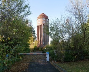 HausWohnungen! Historischer, atemberaubender Wasserturm in 25541 Brunsbüttel zu verkaufen.