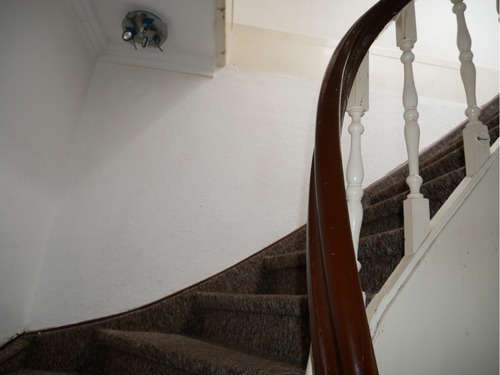 Treppe vom OG in DG - Büro in Marne zum Kaufen