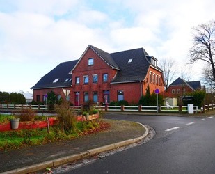 Mehrfamilienhaus mit 6 WE & viel Potenzial in 25767 Bunsoh zu verkaufen (bis zu 57.000EUR Miete)