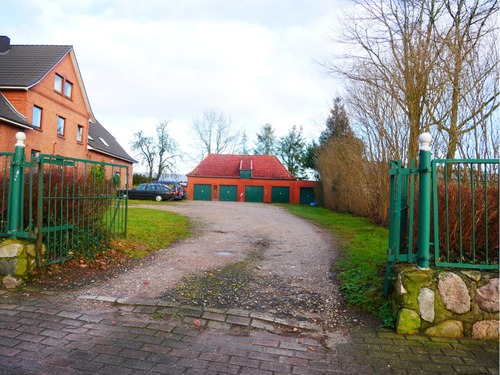 Bild... - Mehrfamilienhaus, Wohnhaus mit 595,00 m² in Bunsoh zum Kaufen