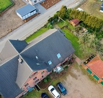 Gepflegtes Mehrfamilienhaus mit 6 Wohneinheiten in 25767 Bunsoh zu verkaufen (bis zu 57.000EUR Miete)